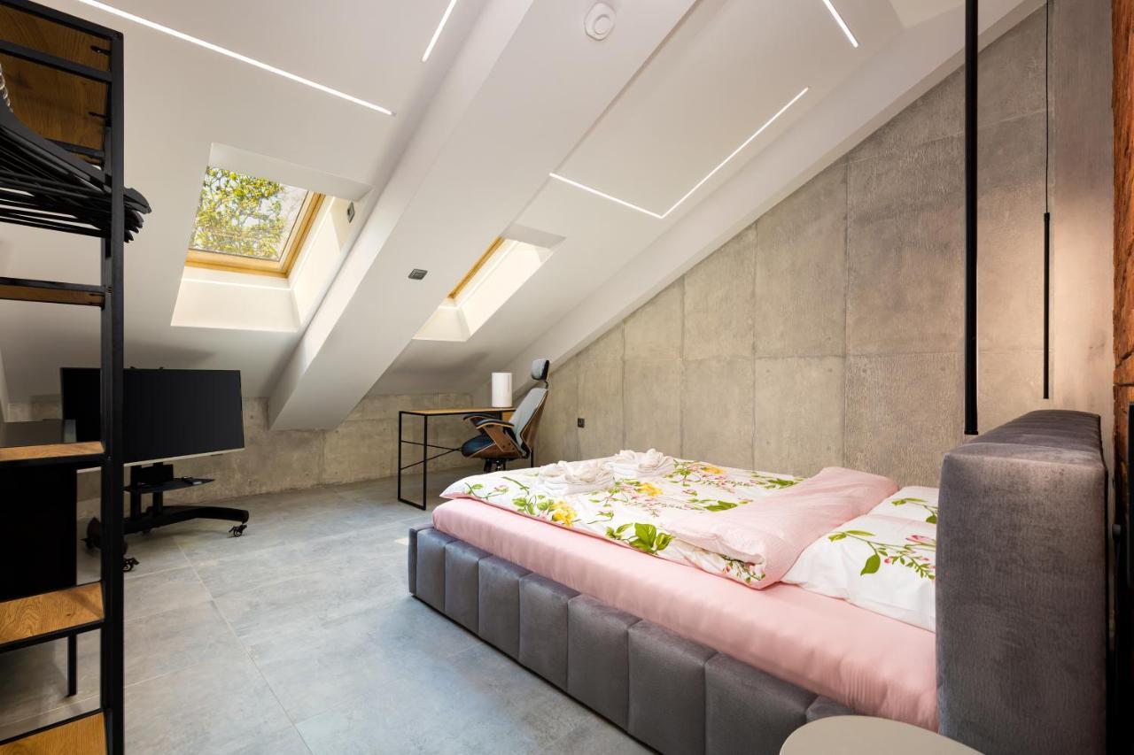 Industrial-Style 2Bd Loft With Parking Spot By Flat Mаnager Apartment Plovdiv Exterior foto